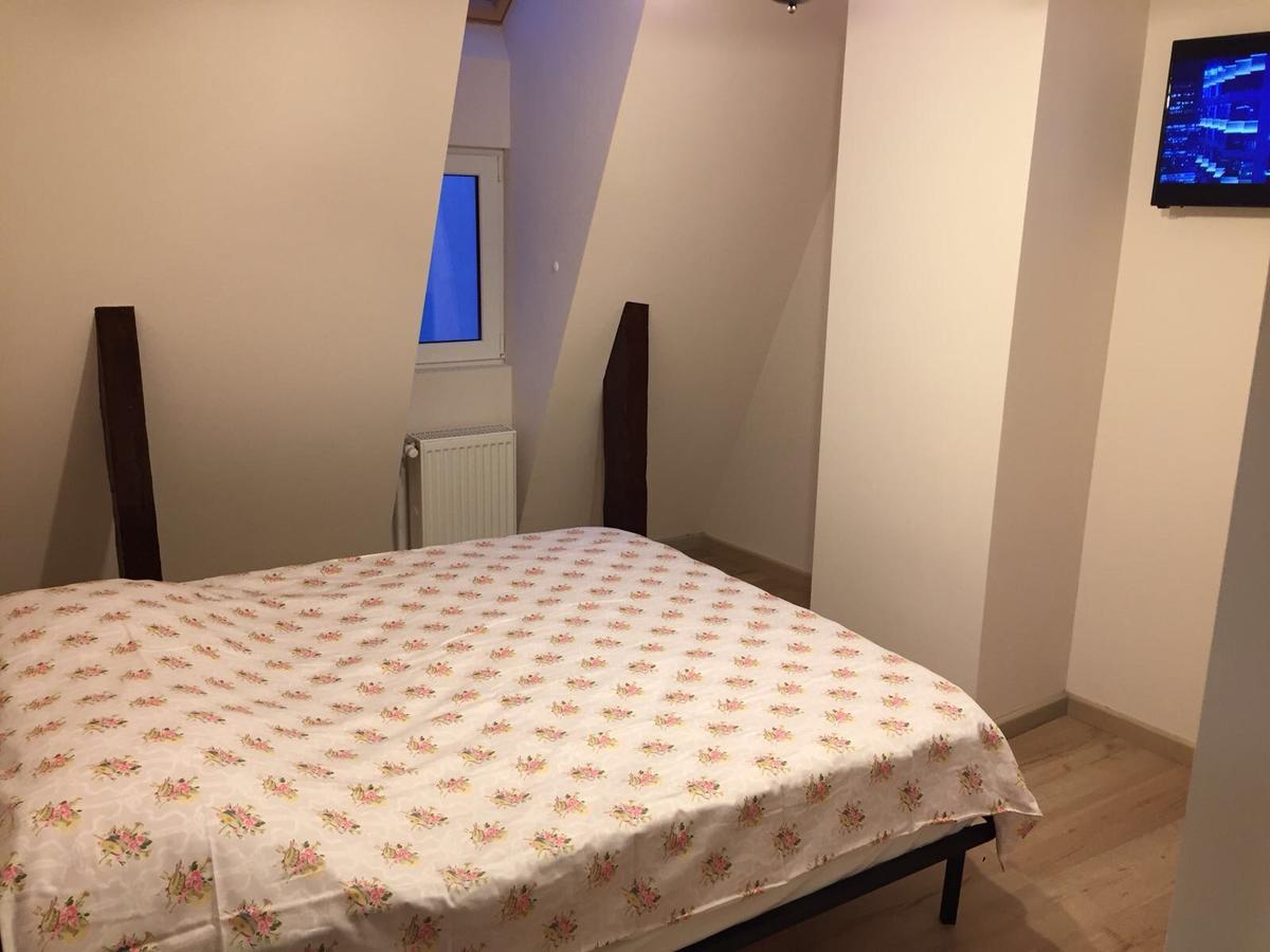 Apartment - Split Level,642127440:JPEG